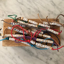 Charger l&#39;image dans la galerie, Porte-clés quartiers de Paris
